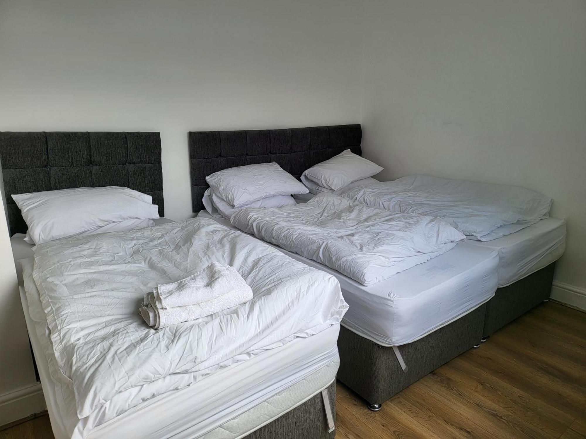 Aspire 1 Bedroom, 3 Single Beds Μπρίστολ Εξωτερικό φωτογραφία